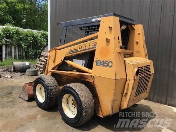CASE 1845C Skid steer mini nakladalci
