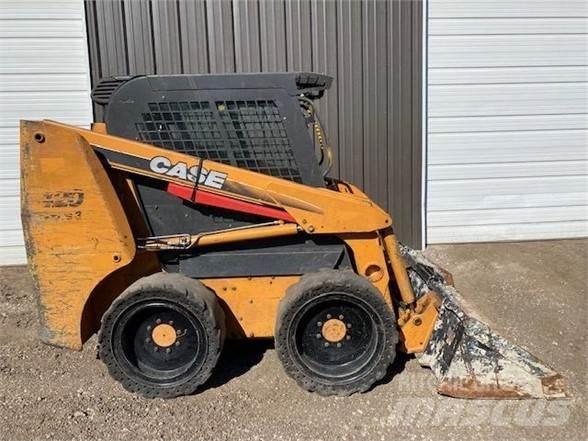 CASE 420-3 Skid steer mini nakladalci