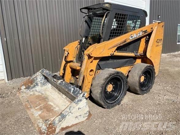 CASE 420-3 Skid steer mini nakladalci