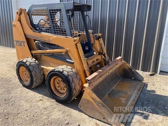 CASE 75XT Skid steer mini nakladalci