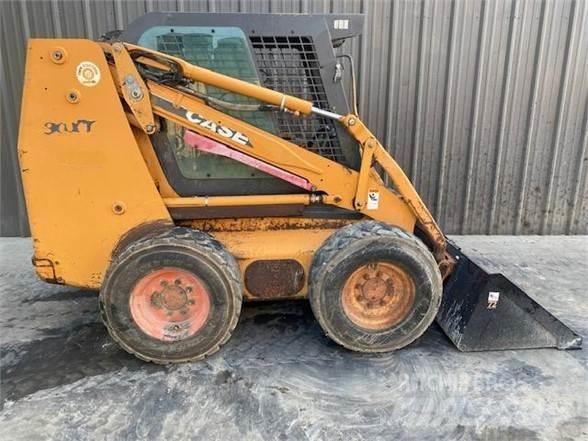 CASE 90XT Skid steer mini nakladalci