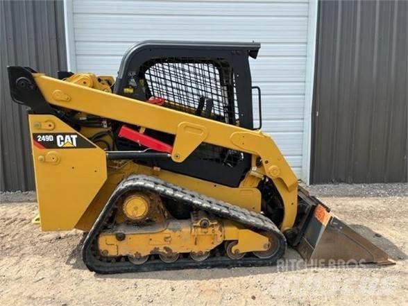 CAT 249D Skid steer mini nakladalci
