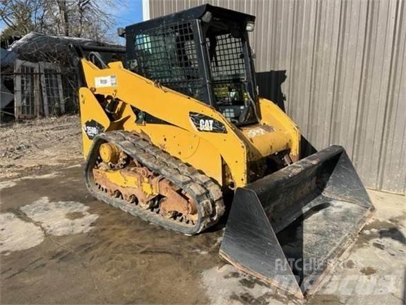CAT 259B3 Skid steer mini nakladalci