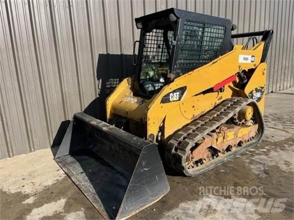 CAT 259B3 Skid steer mini nakladalci