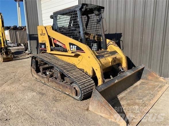 CAT 267 Skid steer mini nakladalci