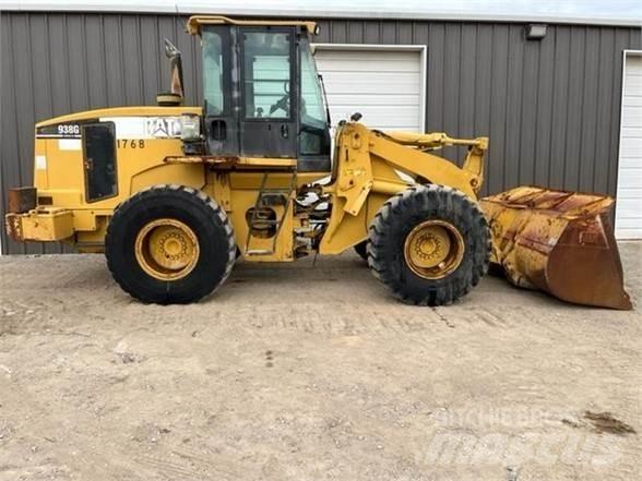 CAT 938G Kolesni nakladalci