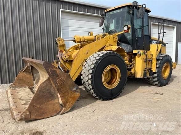 CAT 950 Kolesni nakladalci