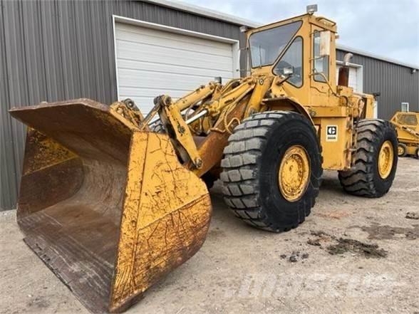 CAT 980B Kolesni nakladalci