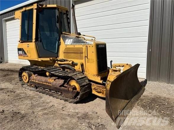 CAT D3G Buldožerji goseničarji