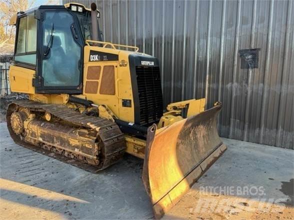 CAT D3K2 Buldožerji goseničarji