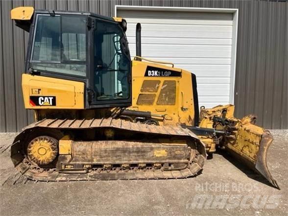 CAT D3K2 LGP Buldožerji goseničarji