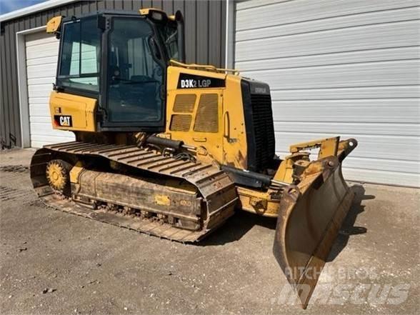 CAT D3K2 LGP Buldožerji goseničarji