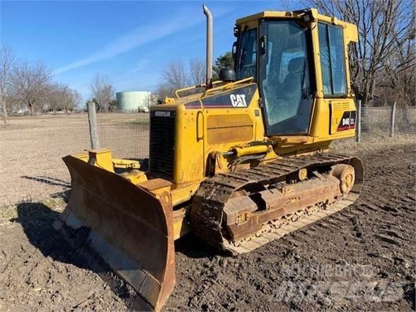 CAT D4G XL Buldožerji goseničarji