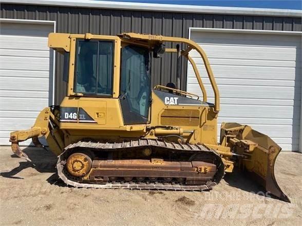 CAT D4G XL Buldožerji goseničarji