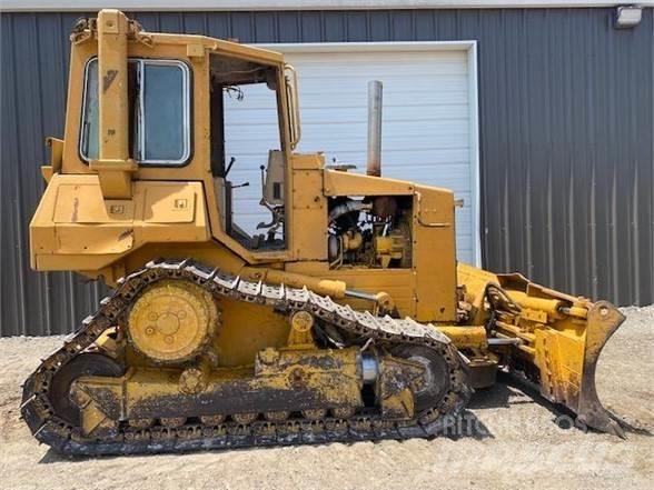 CAT D4H Buldožerji goseničarji