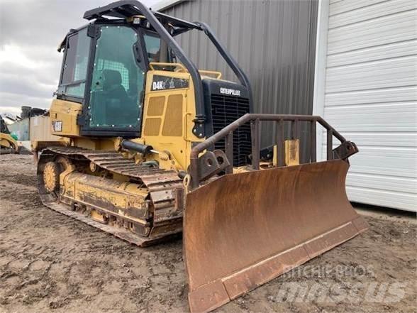 CAT D4K2 LGP Buldožerji goseničarji
