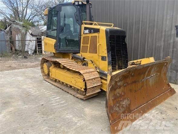 CAT D4K2 XL Buldožerji goseničarji
