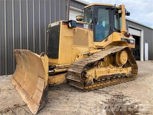 CAT D5M Buldožerji goseničarji