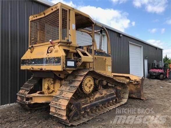 CAT D5M XL Buldožerji goseničarji