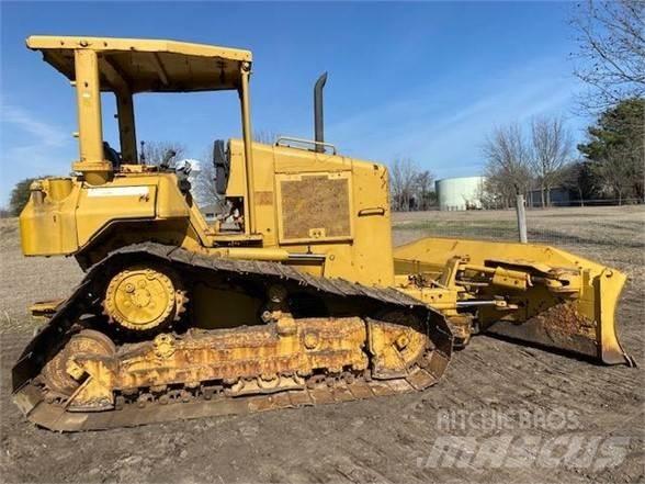 CAT D5N Buldožerji goseničarji