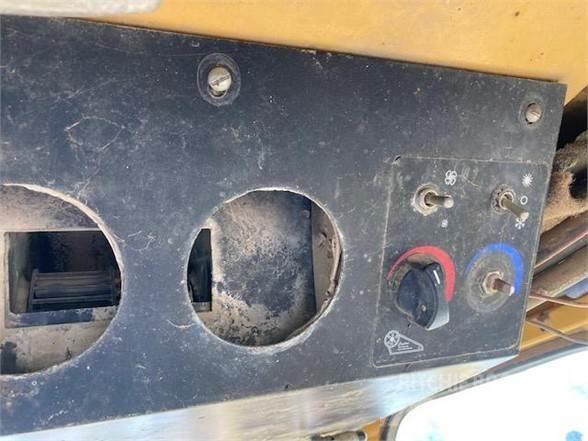 CAT D6H XL Buldožerji goseničarji