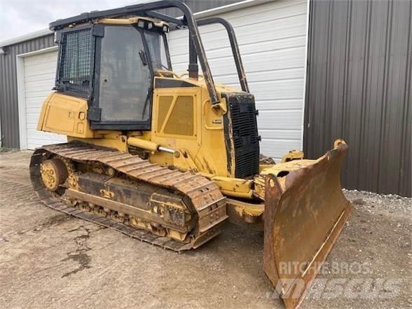 CAT D6K Buldožerji goseničarji