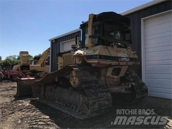 CAT D6M LGP Buldožerji goseničarji