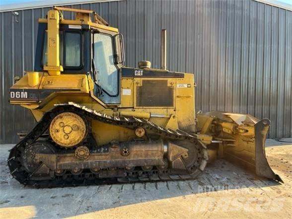 CAT D6M XL Buldožerji goseničarji