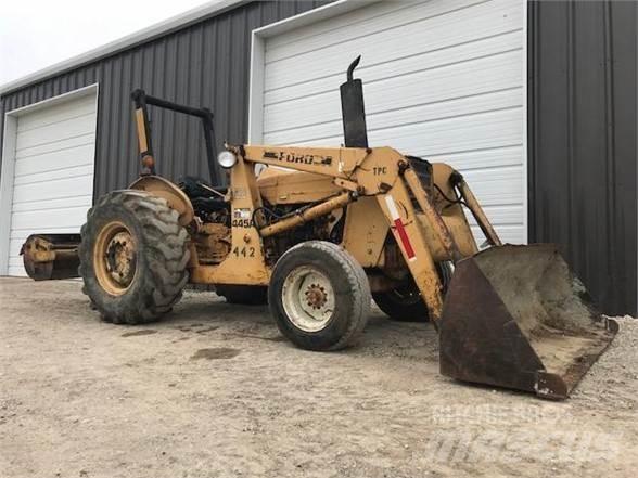 Ford 445A Kolesni nakladalci