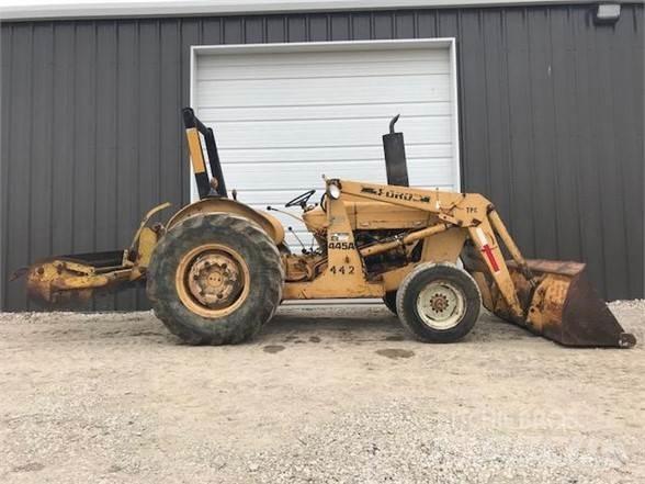 Ford 445A Kolesni nakladalci