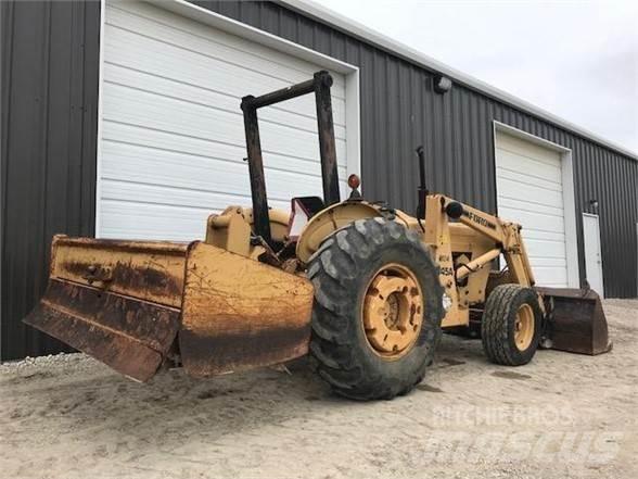 Ford 445A Kolesni nakladalci