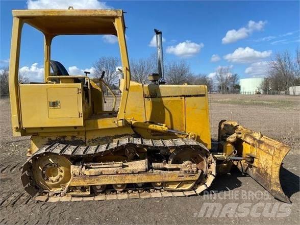 John Deere 450 Buldožerji goseničarji