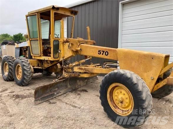 John Deere 570 Grederji