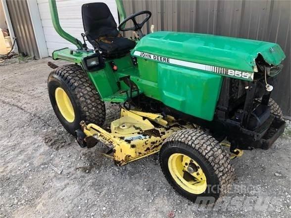 John Deere 855 Traktorji