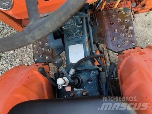 Kubota B7100 Traktorji