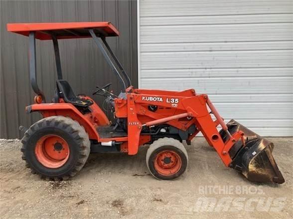 Kubota L35 Kolesni nakladalci