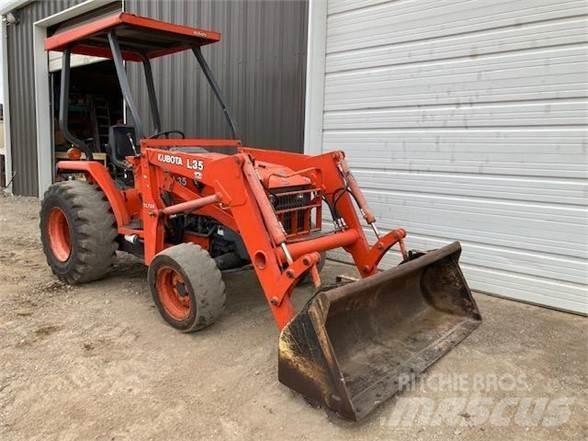 Kubota L35 Kolesni nakladalci