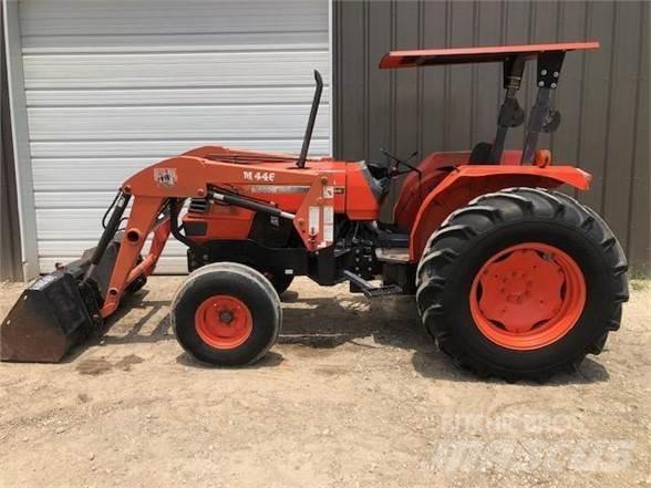 Kubota M9000 Traktorji