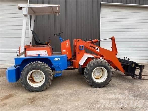Kubota R510 Kolesni nakladalci