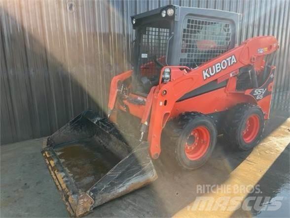 Kubota SSV65 Skid steer mini nakladalci