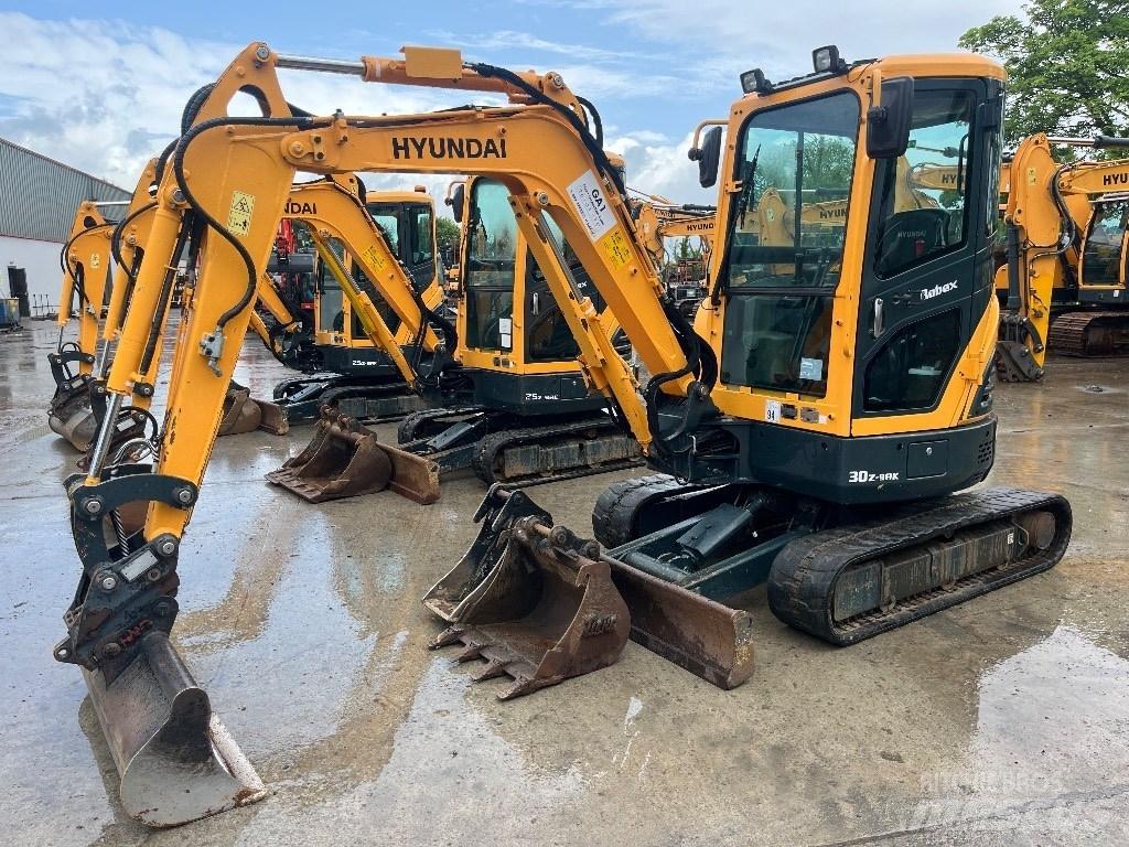 Hyundai R30 Z-9AK Mini bagri <7t