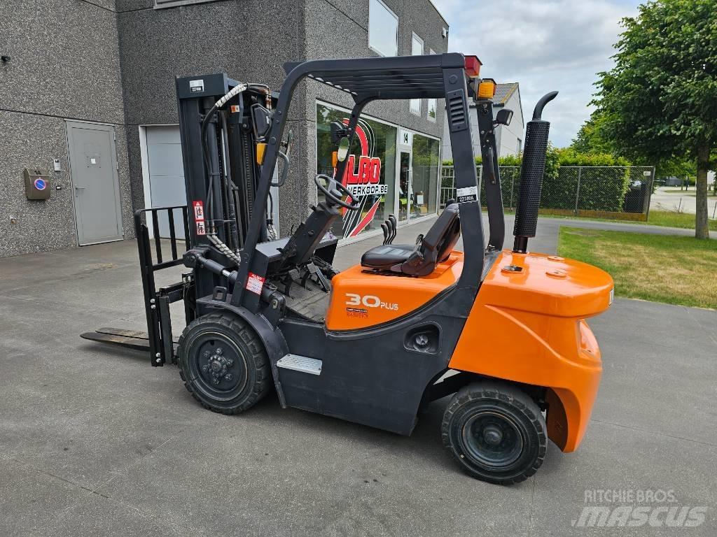 Doosan D 30 G Dizelski viličarji