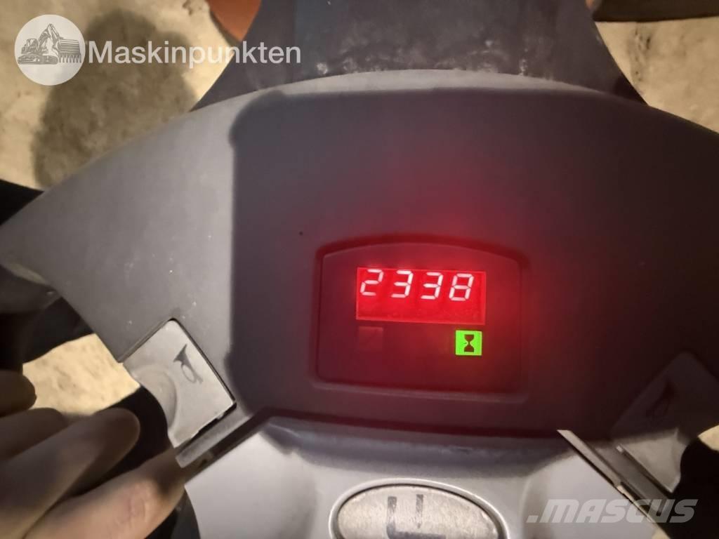 Toyota BT SWE 80 L Električni viličarji