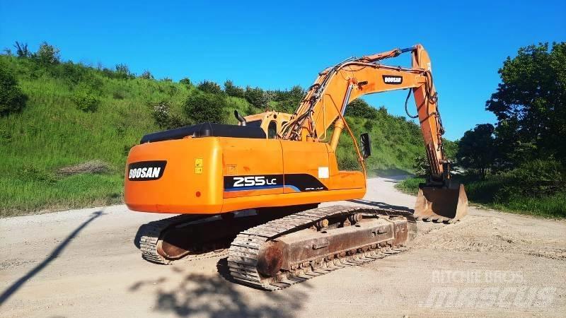 Daewoo S255 LC Bagri goseničarji