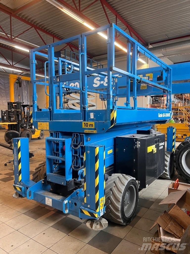 Genie GS 3369 BE Škarjaste dvižne ploščadi