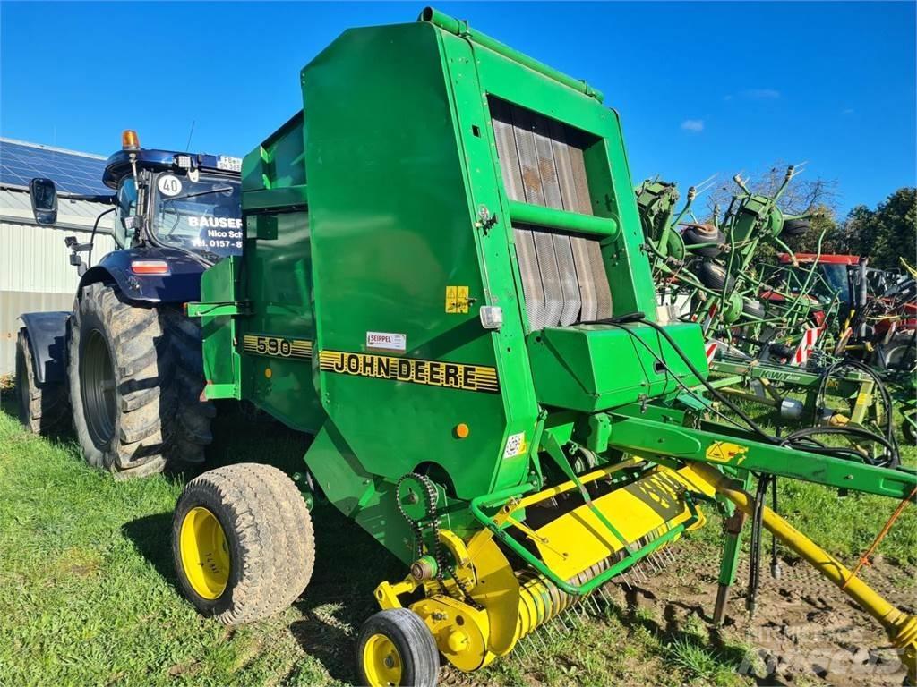 John Deere 590 Balirke (okrogle bale)