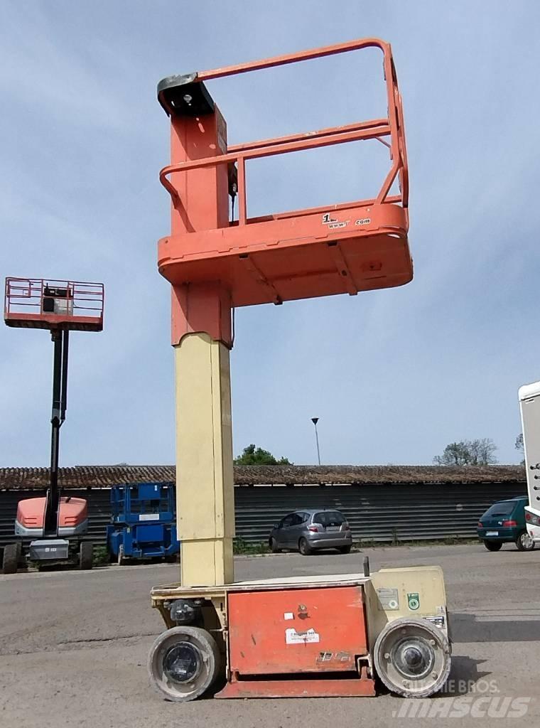 JLG 1230 ES Vertikalna dvigala