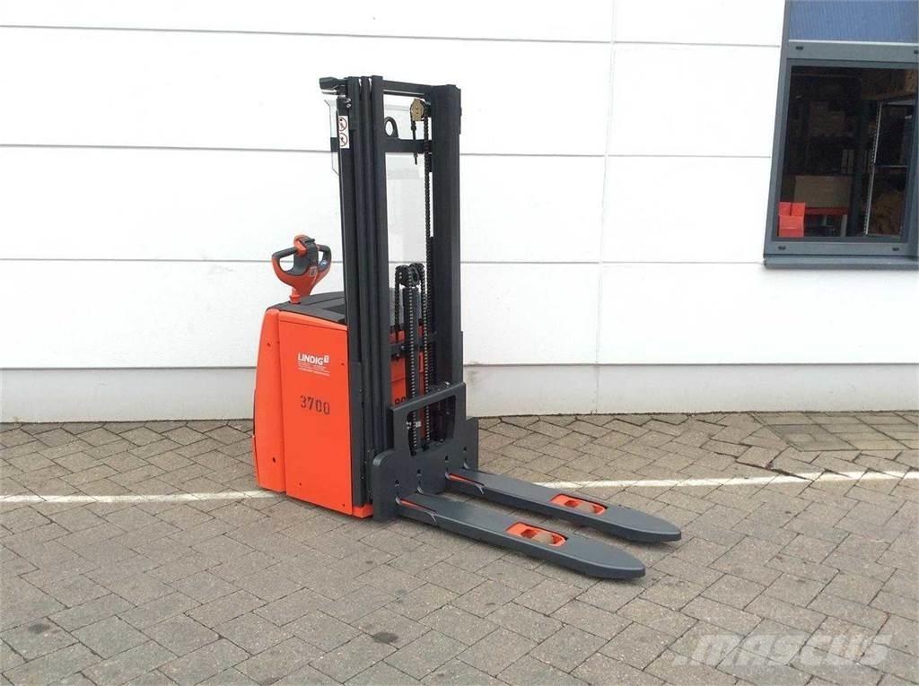 Linde L14 Samopogonski ročni viličarji