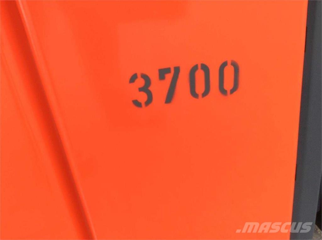 Linde L14 Samopogonski ročni viličarji