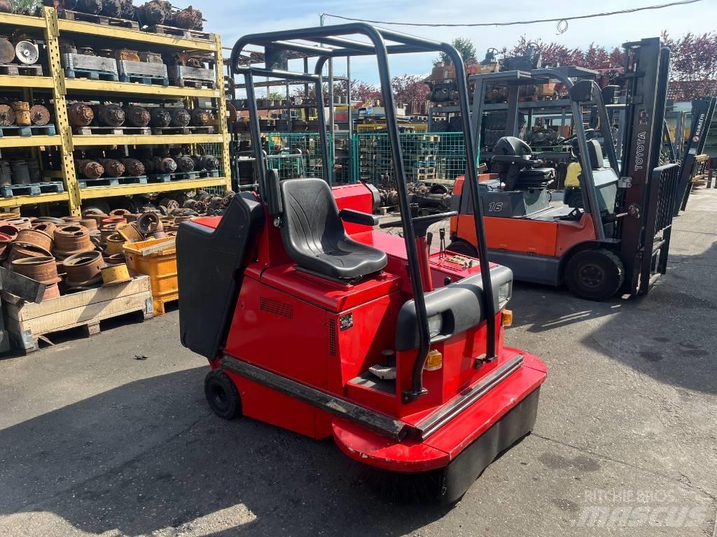 RCM MILLE    V-4075 Cestni pometači
